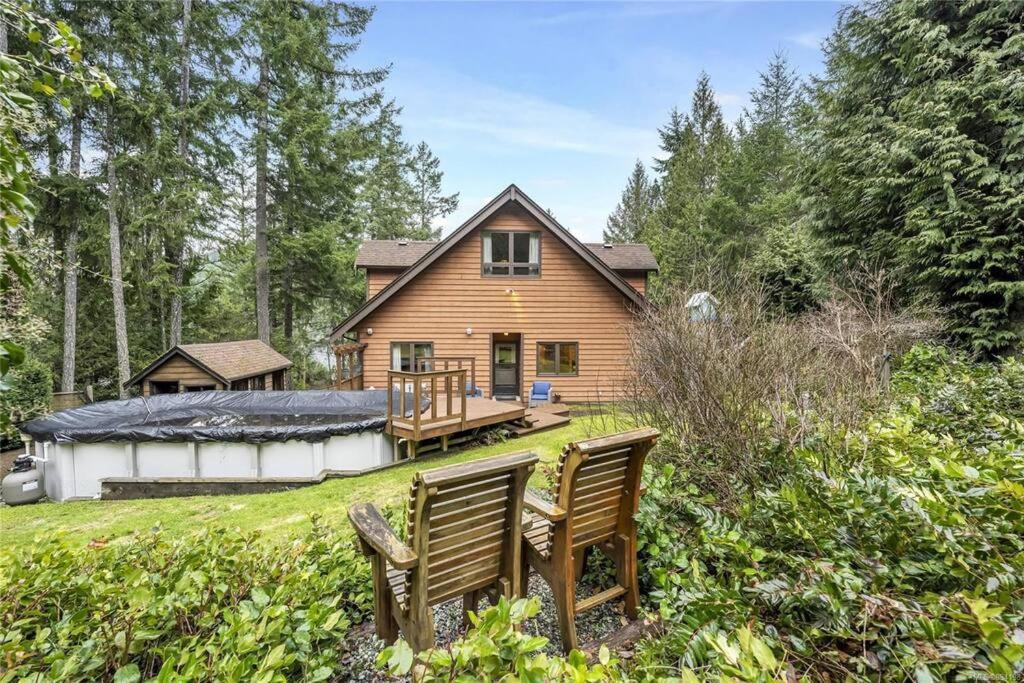 Chalet Style Cottage Near Shawnigan Lake Exterior foto
